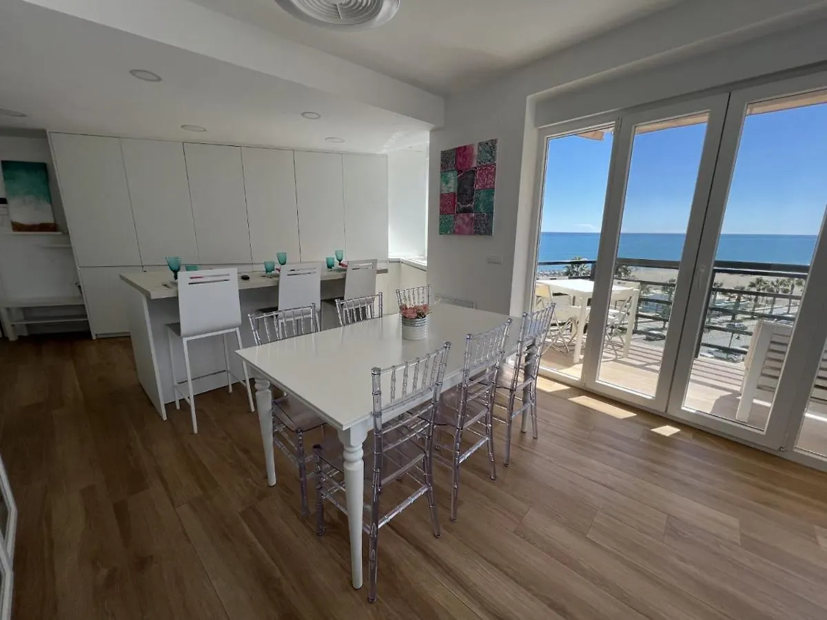 Siempre Playamar Apartment Torremolinos Spain